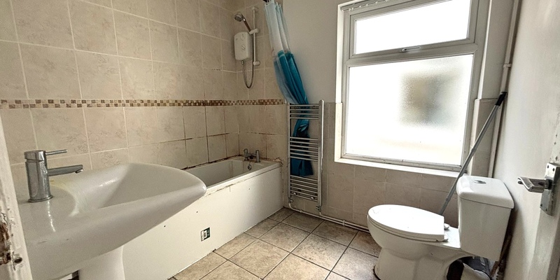 Flat 2, 314 Hawthorne Road, Bootle, L20 9AU