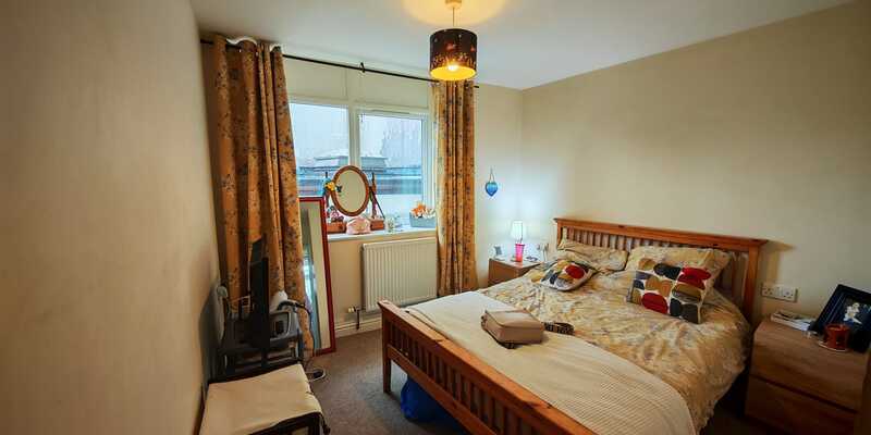 17   25 Truro Road, St Austell, PL25 5JE