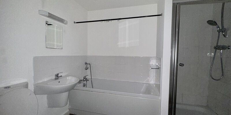 Flat 24, Life Building 3, 1 Boston Street, Manchester, M15 5AY