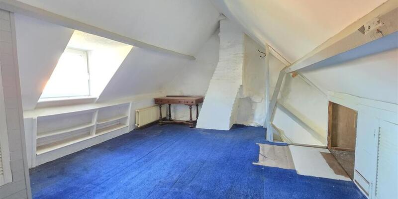 70 Bridge Street, Sturminster Newton, DT10 1BZ