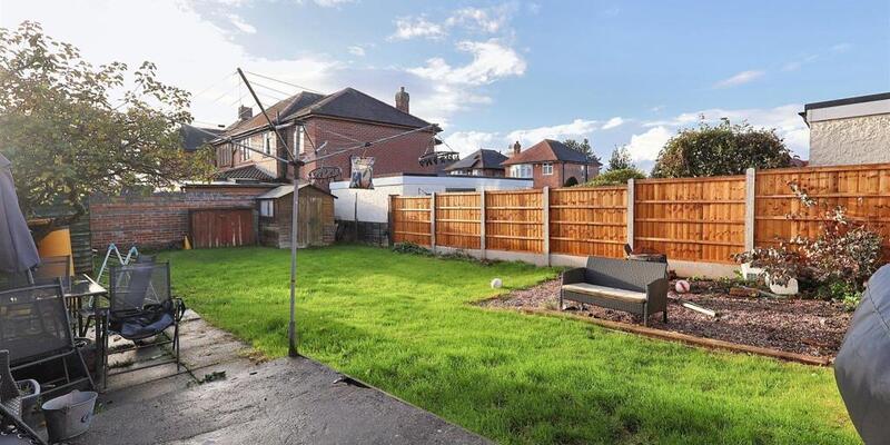 3 Lyndale Road, Bramcote, Nottingham, NG9 3LB