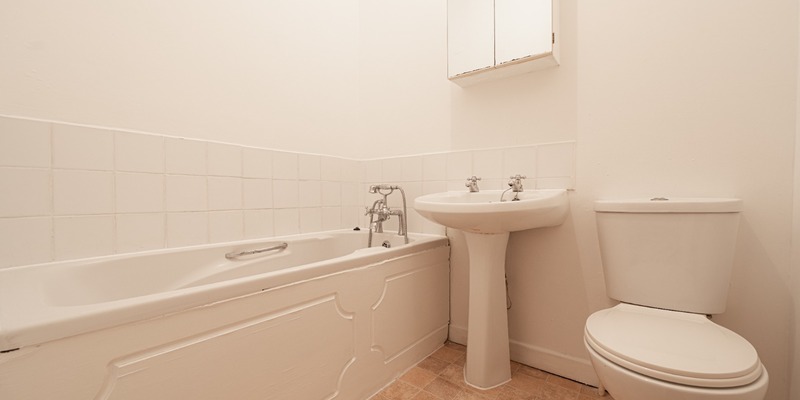 Flat 13, 156 Hill Lane, Southampton, SO15 5ND