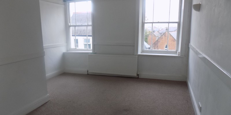 31 Brynford Street, Holywell, CH8 7RD