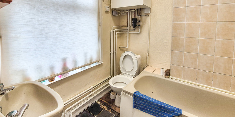 Flat 1, 110 Portland Road, London, SE25 4PJ