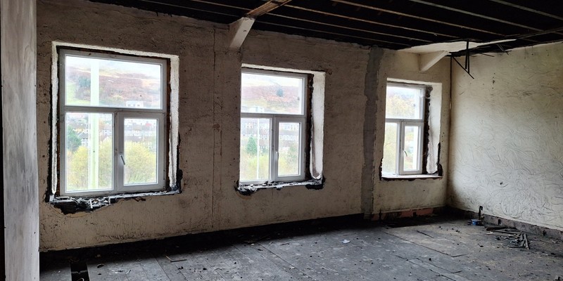 Jubilee Hotel, 1 East Road, Tylorstown, CF43 3HE