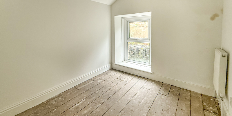 3 Dyffryn Road, Pontardawe, Swansea, SA8 3BX