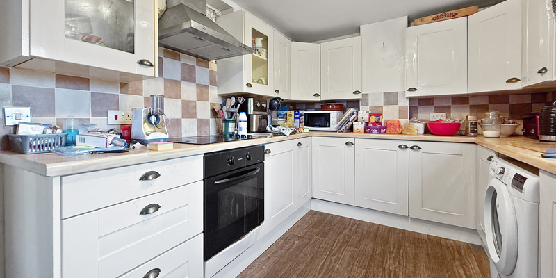 3 The Chantry, Bromham, SN15 2ET