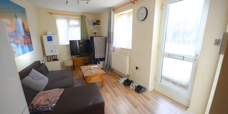 Flat 4, 2 Princess Road, Poole, BH12 1BH