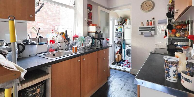 3 Lyndale Road, Bramcote, Nottingham, NG9 3LB