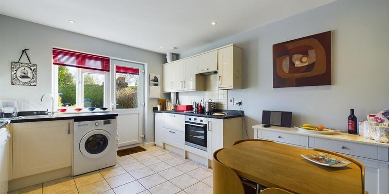 14a Hackwood Lane, Cliddesden, Basingstoke, RG25 2NH