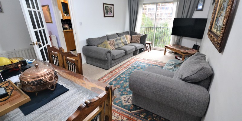 Flat 17 Littledown Court, 40 42 Dean Park Road, Bournemouth, BH1 1QA