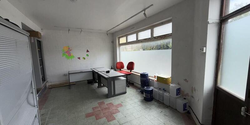 78 A & B East Street, Warminster, BA12 9BW