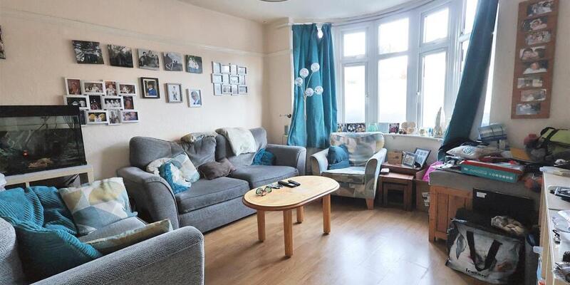 3 Lyndale Road, Bramcote, Nottingham, NG9 3LB