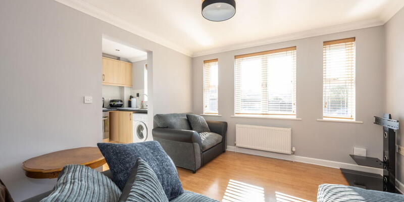 Flat 2 Eaton Place, 1a South East Road, Southampton, SO19 8TR